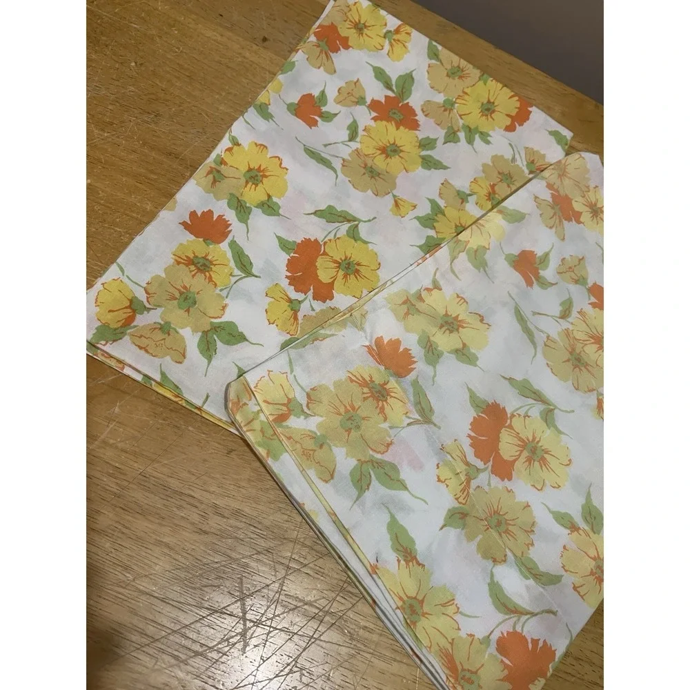 Vtg Penn-Prest Orange Yellow Flowers Pillow Cases  Fashion Manor Muslin 1970s‎